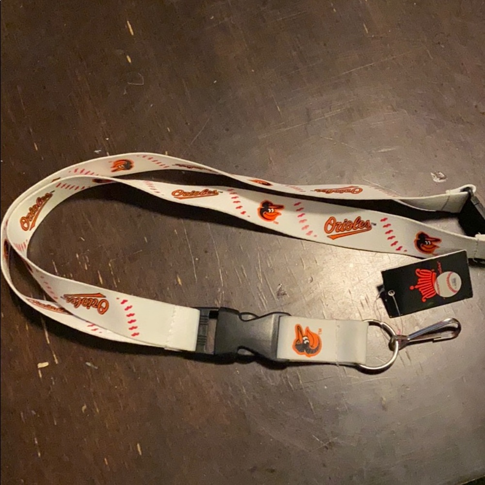 NWT MLB White Orioles Lanyard